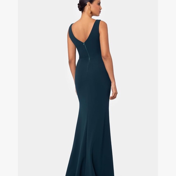 Betsy & Adam Women’s Long Sleeveless Boat Neck Ruffle Side Slit Scuba Crepe Gown - Picture 3 of 4